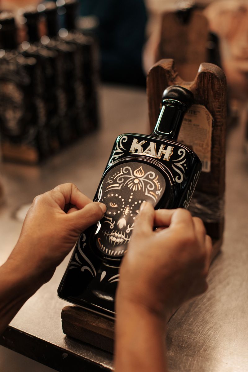 KAH Tequila Anejo Brick edition - 750ml